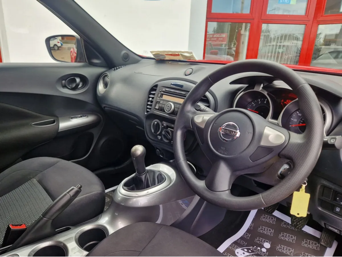 Nissan Juke 1.6 16V VISIA 5DR 115BHP - Image 4