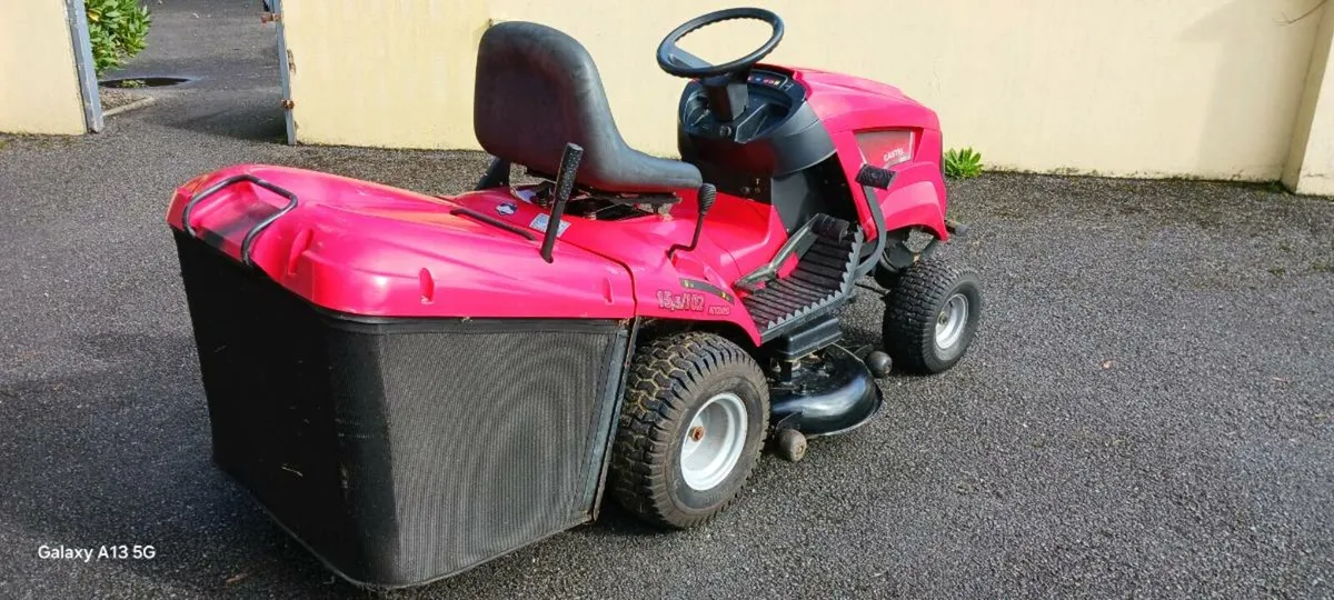 Castel Ride on mower - Image 2