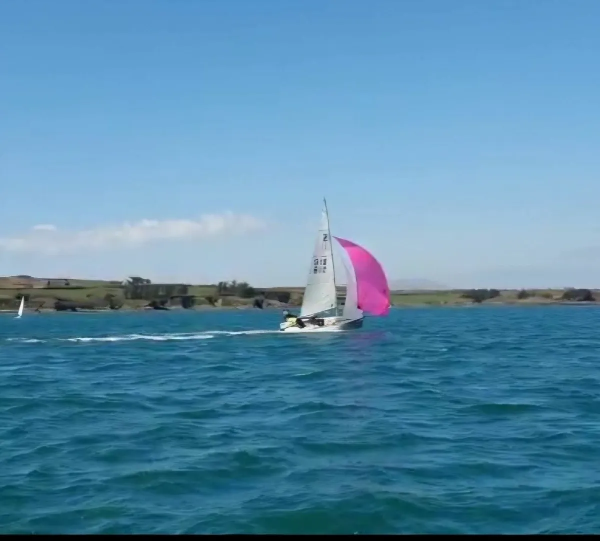 RS200 sailing Dinghy - Image 1