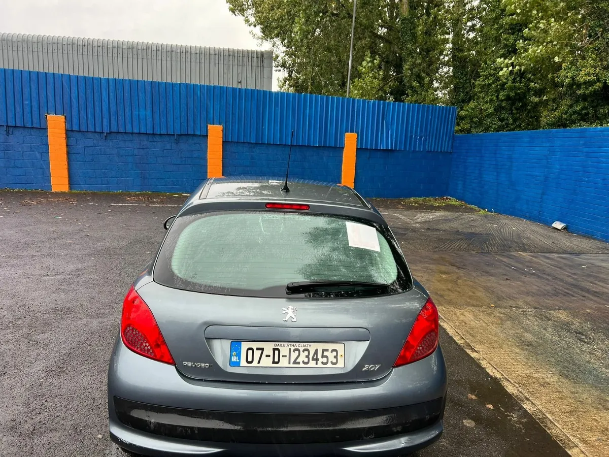 Peugeot 207 2007 - Image 2