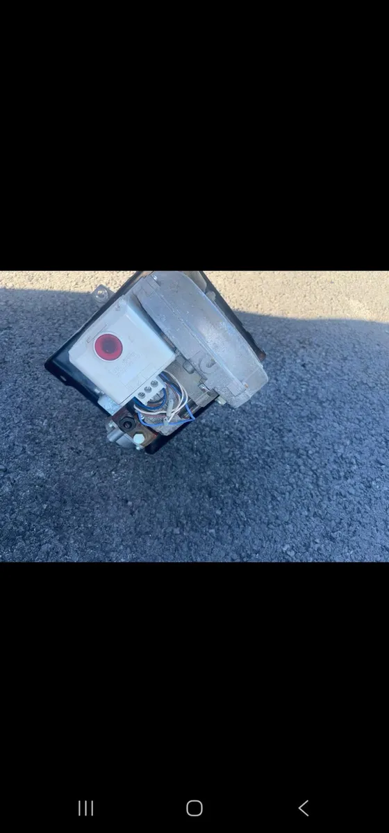 Kerosene pressure pump and burner - Image 2
