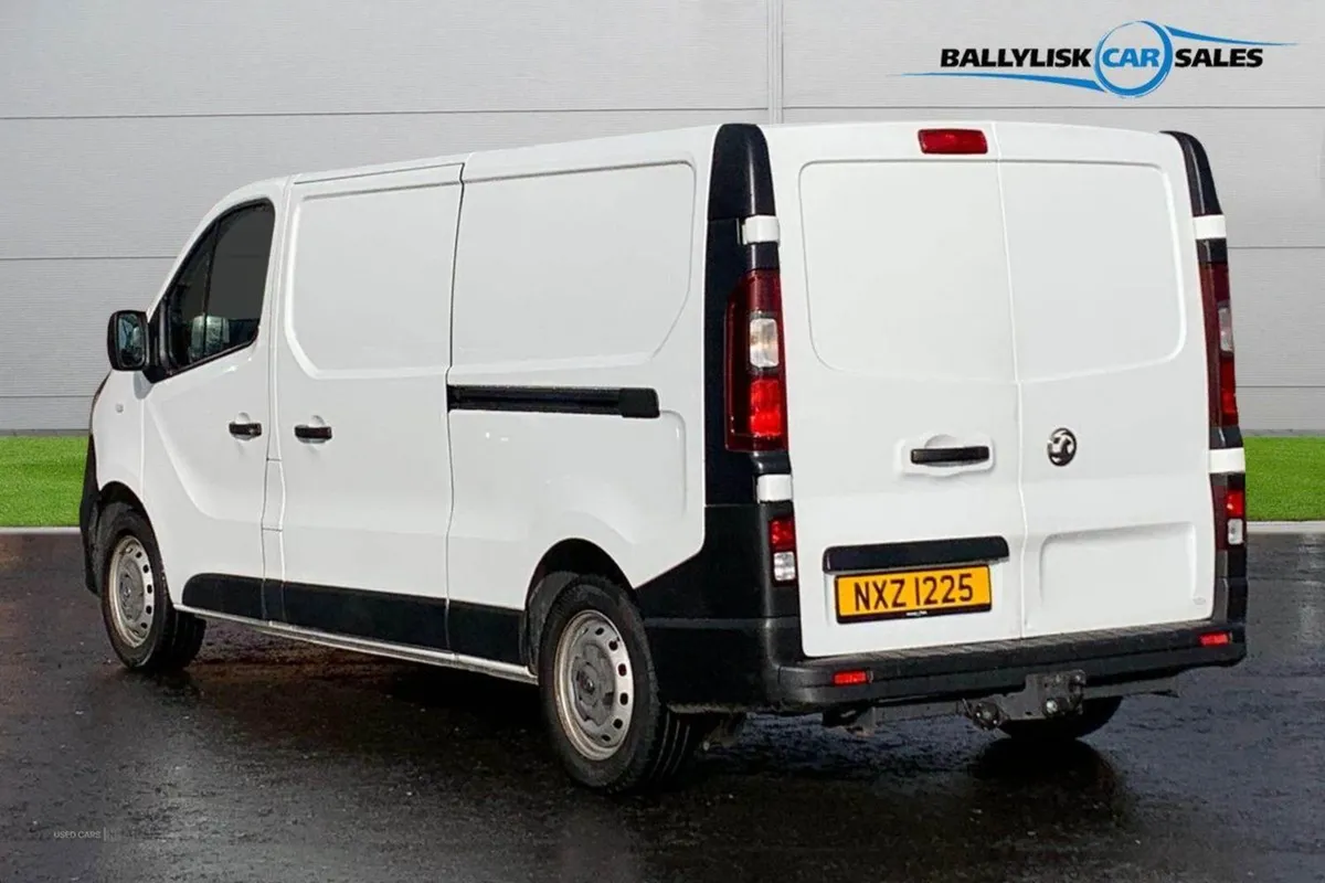 Vauxhall Vivaro 1.6 Cdti 2900 120PS Diesel Manual - Image 2
