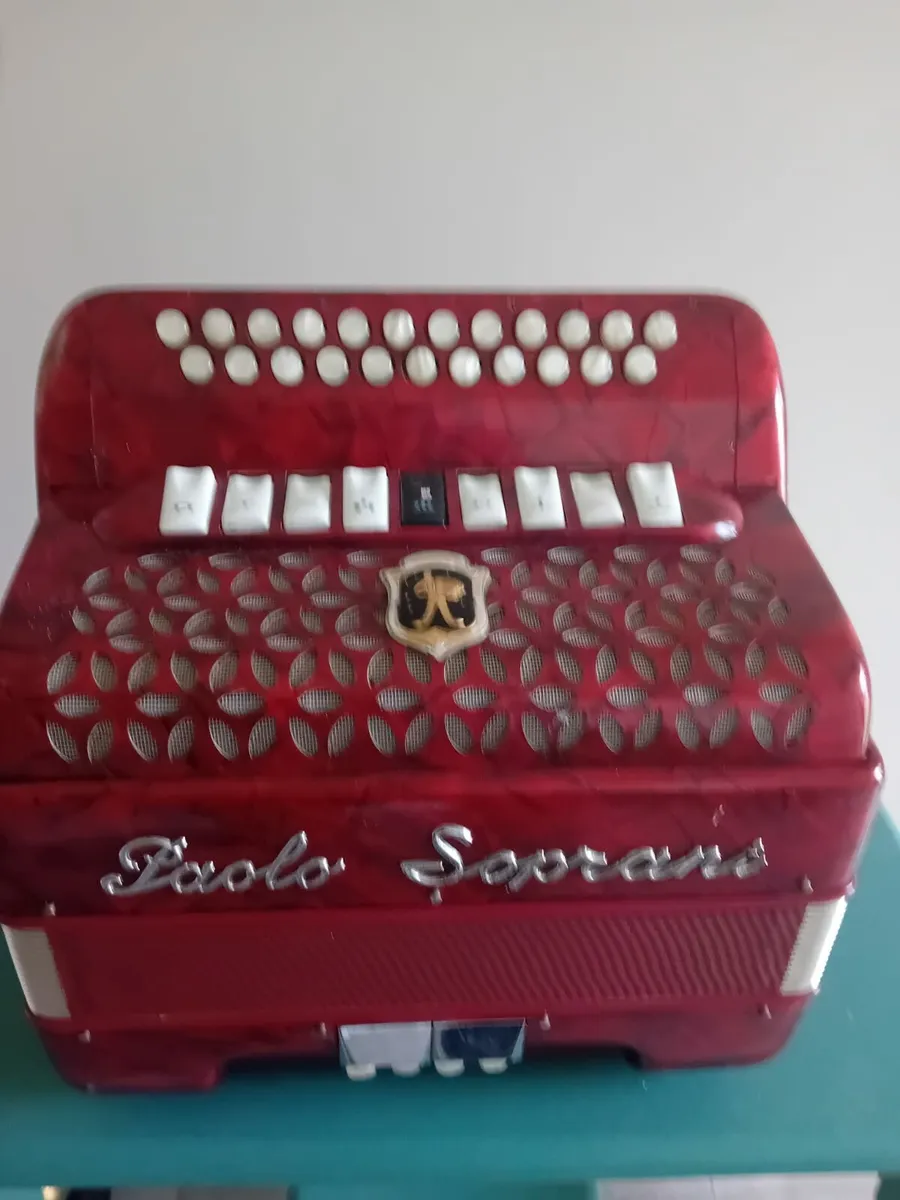 Paslo Soprani Accordian - Image 1