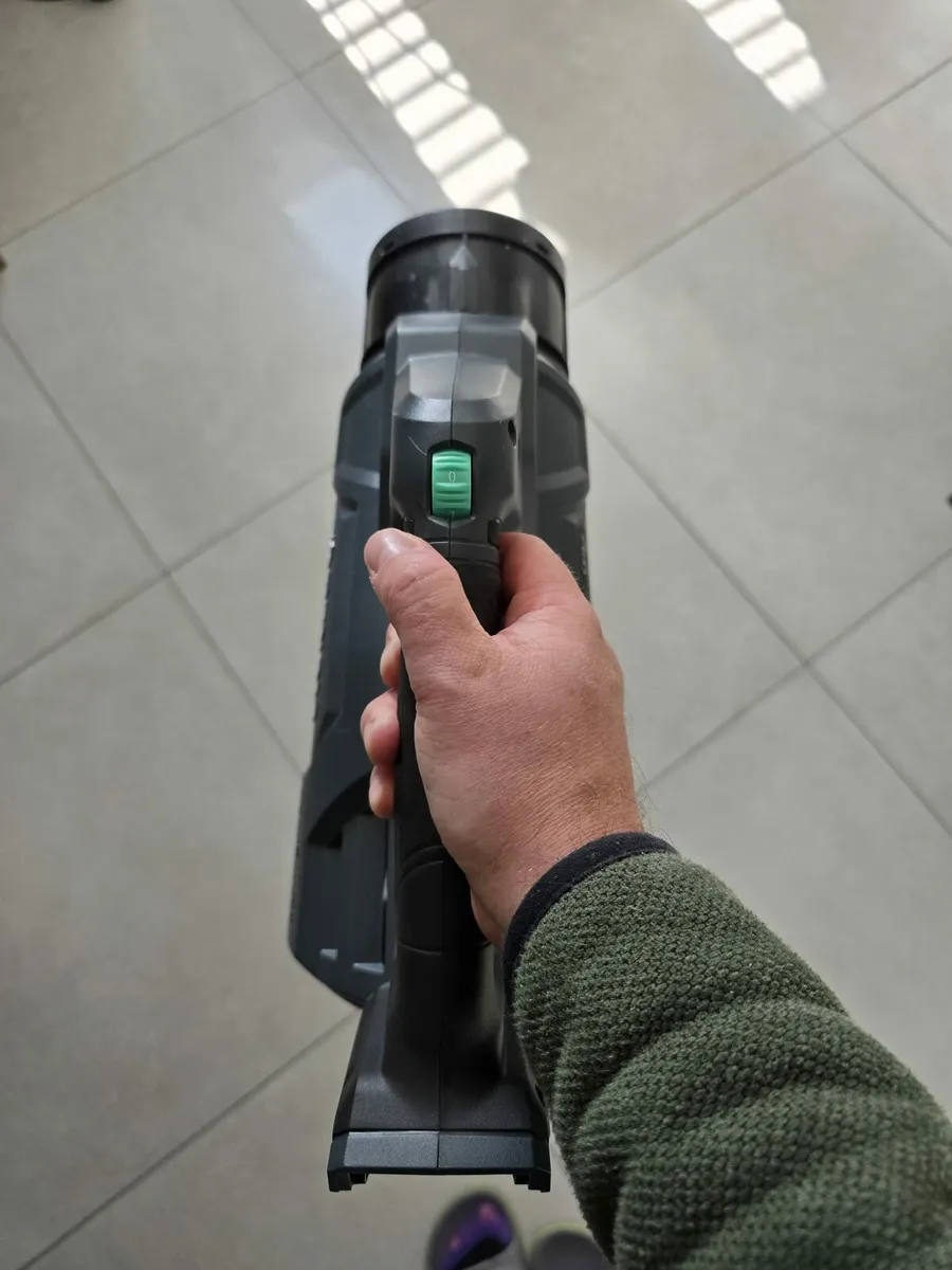 Brushless leaf blower - Image 2