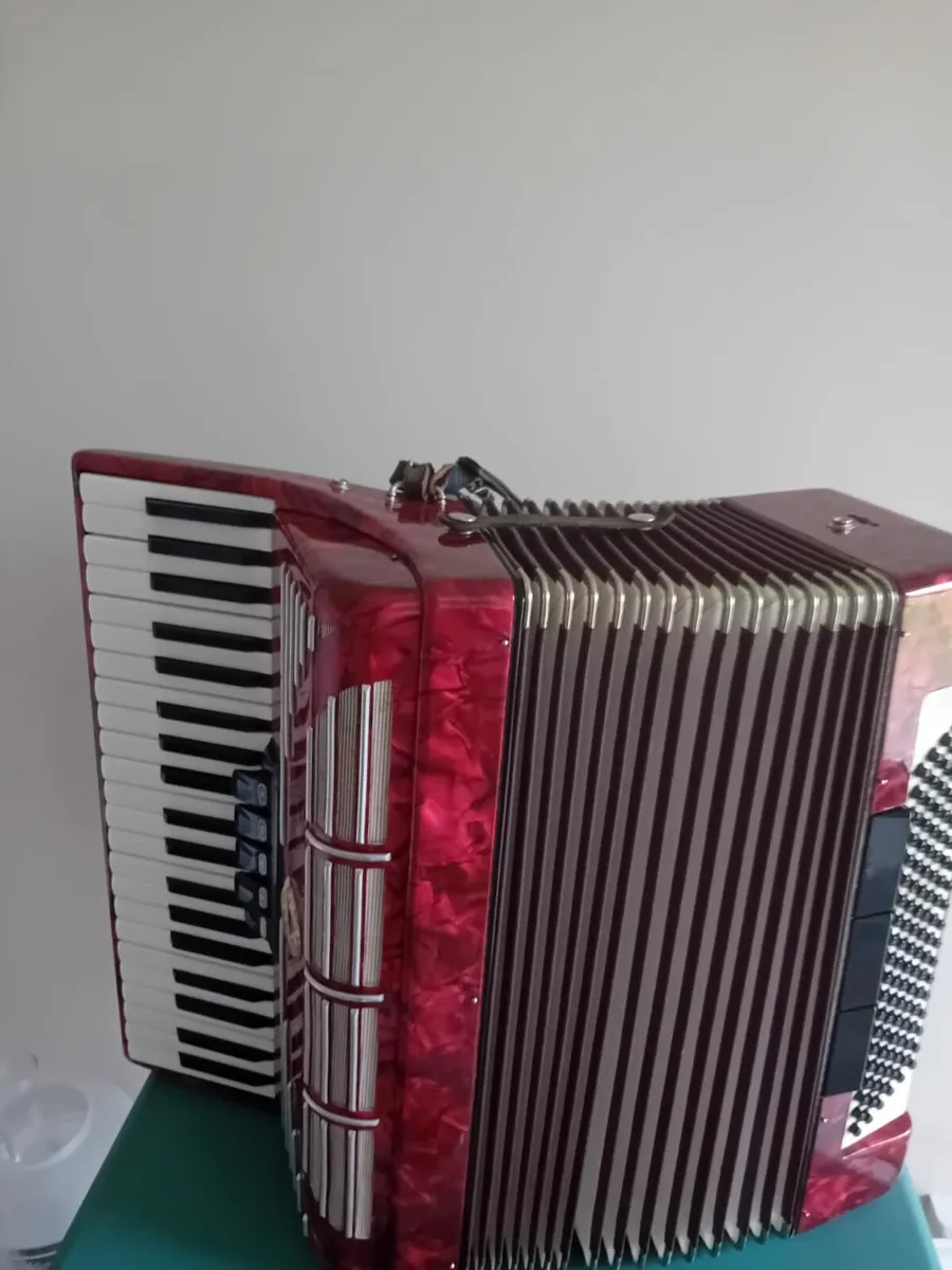 Accordian - Image 1