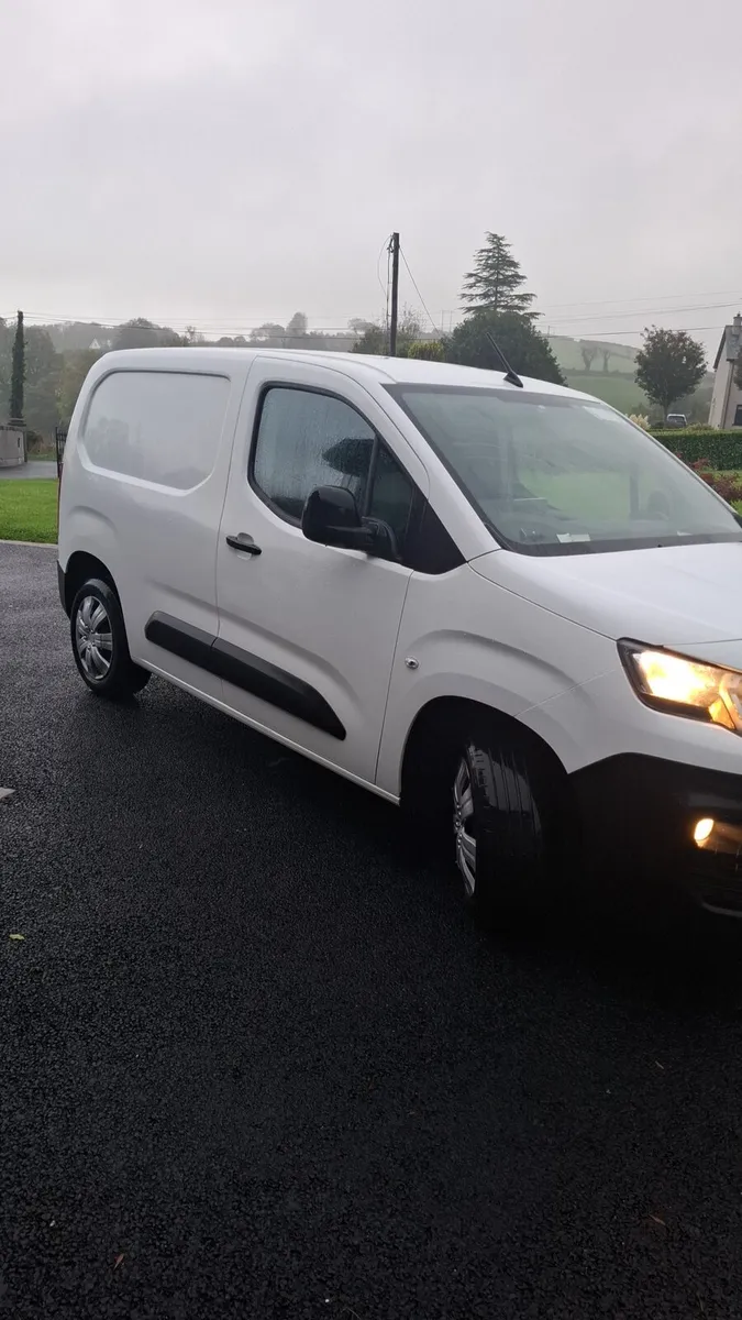 Peugeot partner NO VAT - Image 1