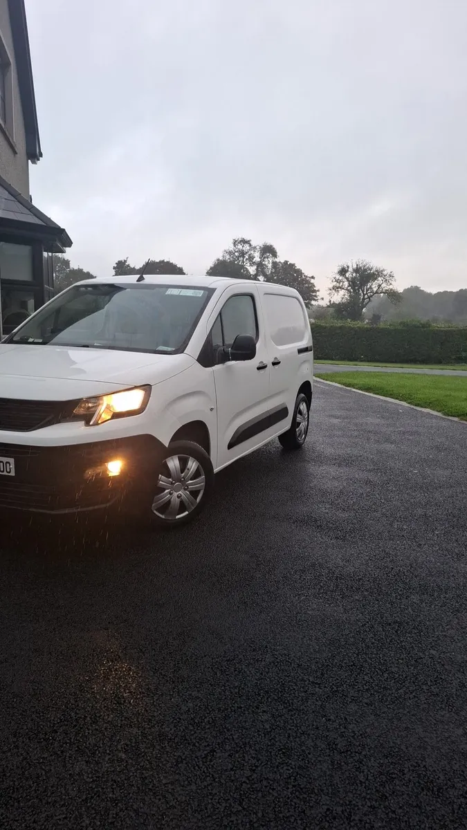 Peugeot partner NO VAT - Image 2