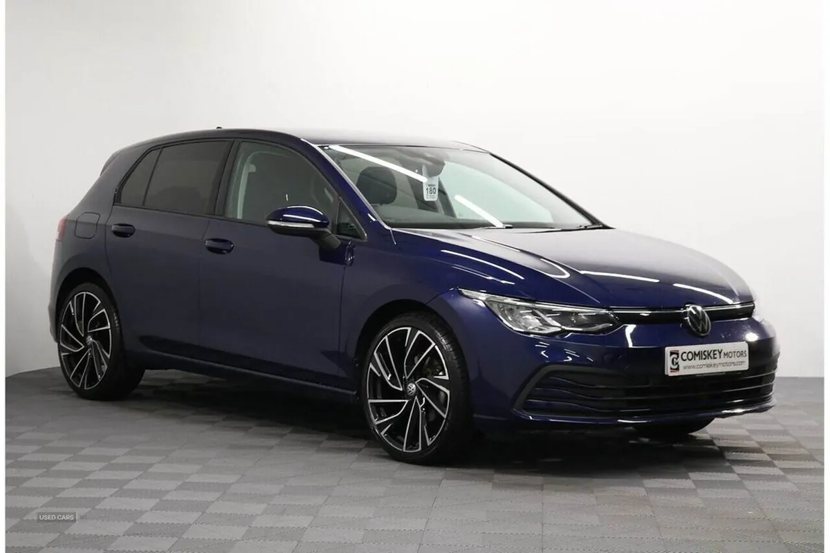 Volkswagen Golf TDI Life - Image 1