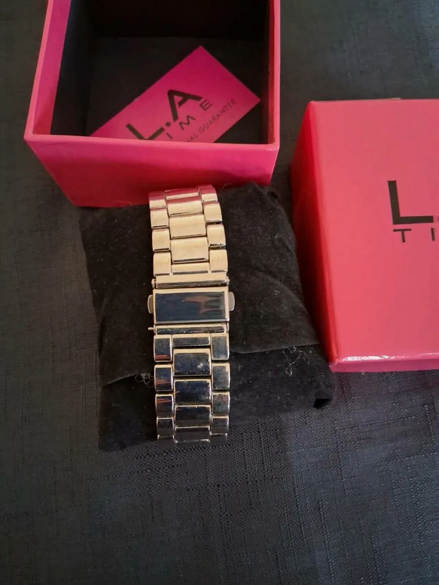 Men's Bracelet Strap Watch - Image 2