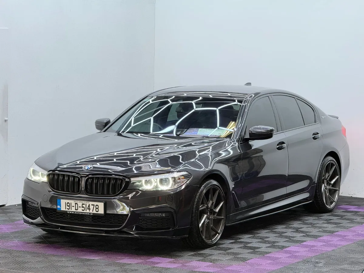 2019 BMW 5-Series 530E M Sport - Image 3