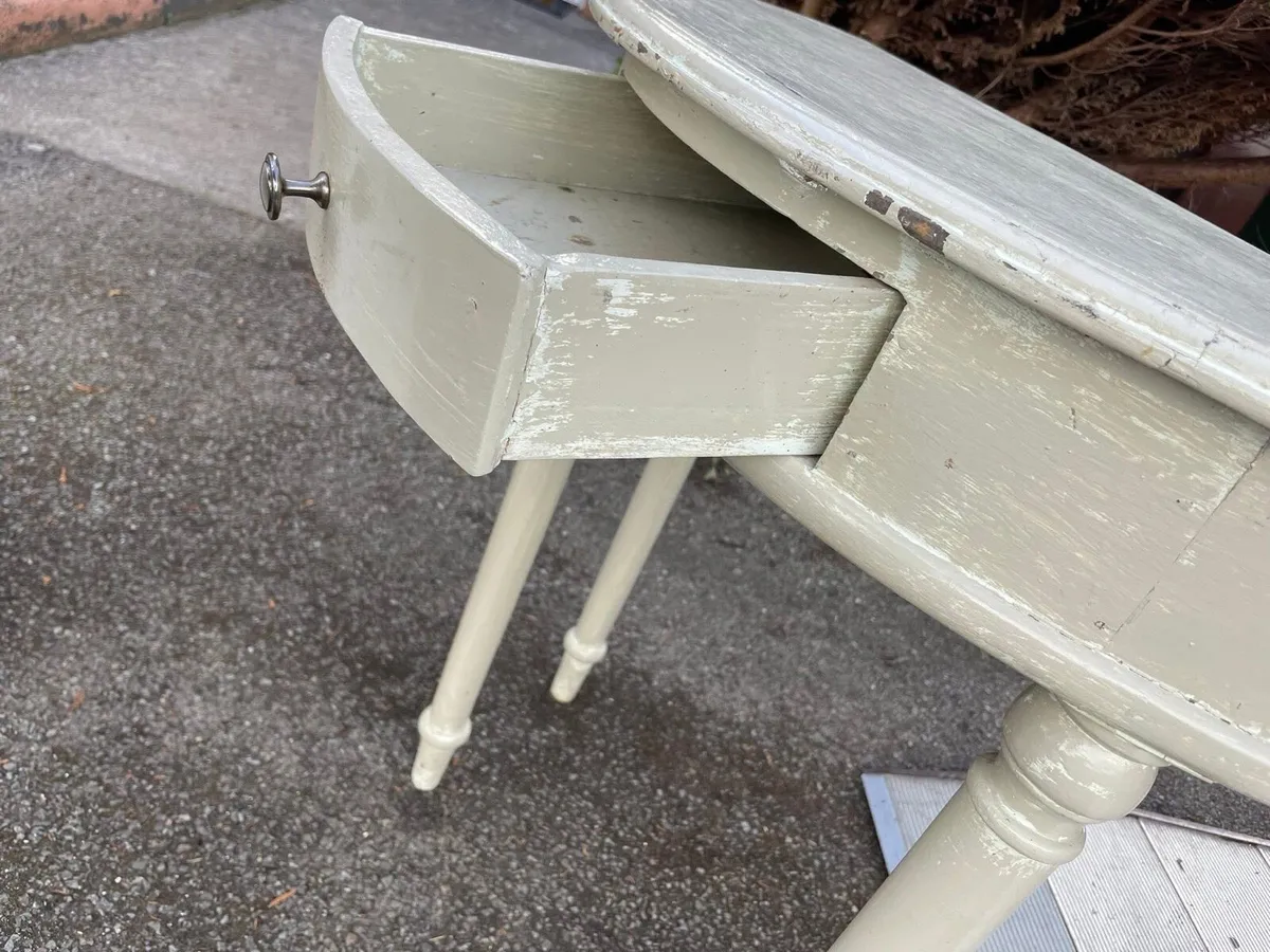 Moon hall table - Image 2