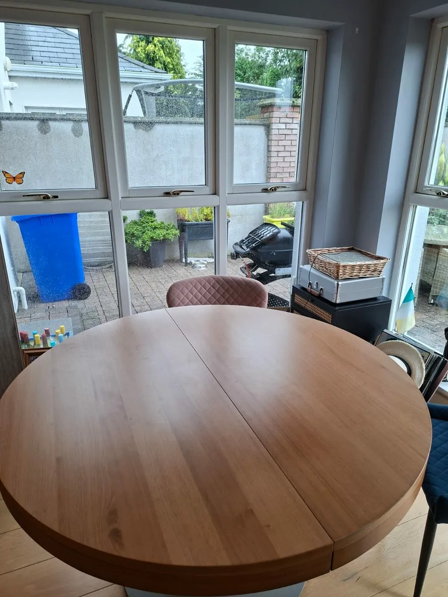 Dining Table - Image 3