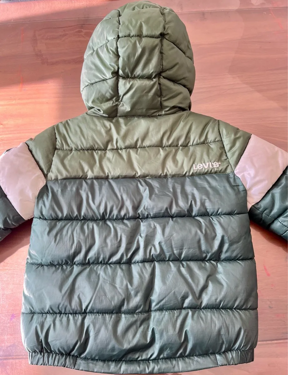 Winter Jacket - Levi’s 6 year old - Image 3