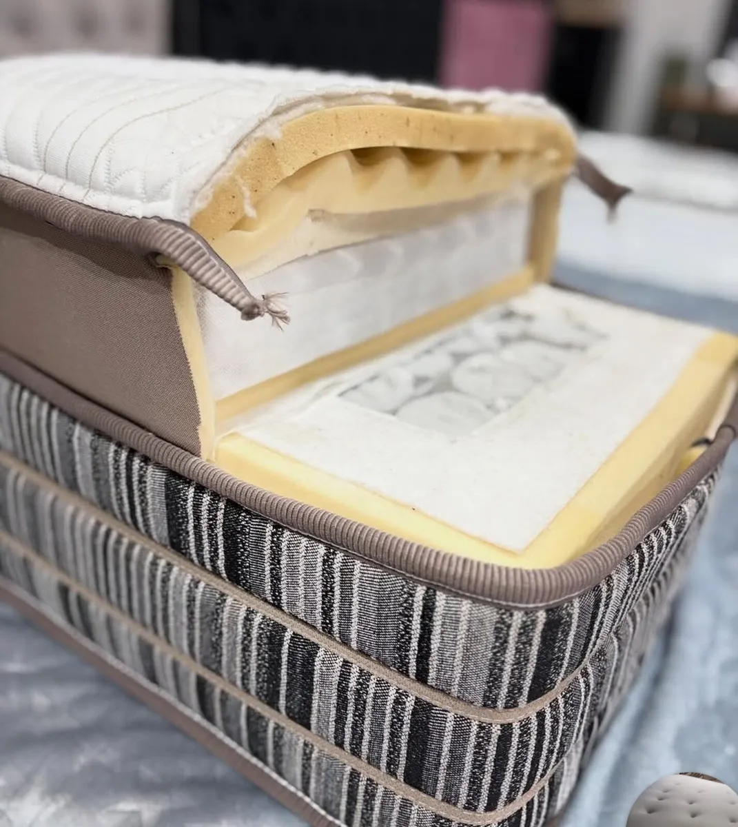 Premium Orthopedic Mattress with Pocket Spring - Image 4