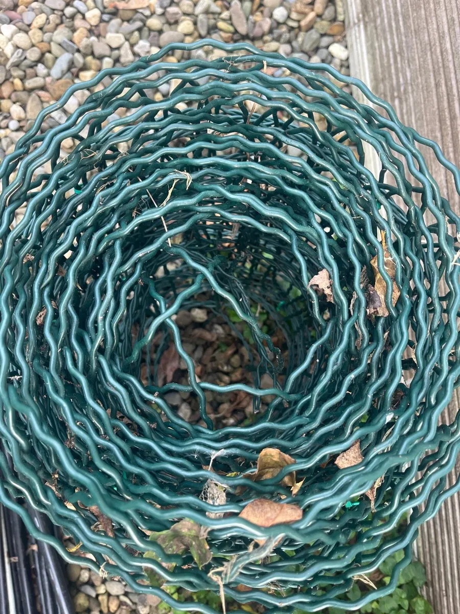 Two rolls of decorative wire - Image 1