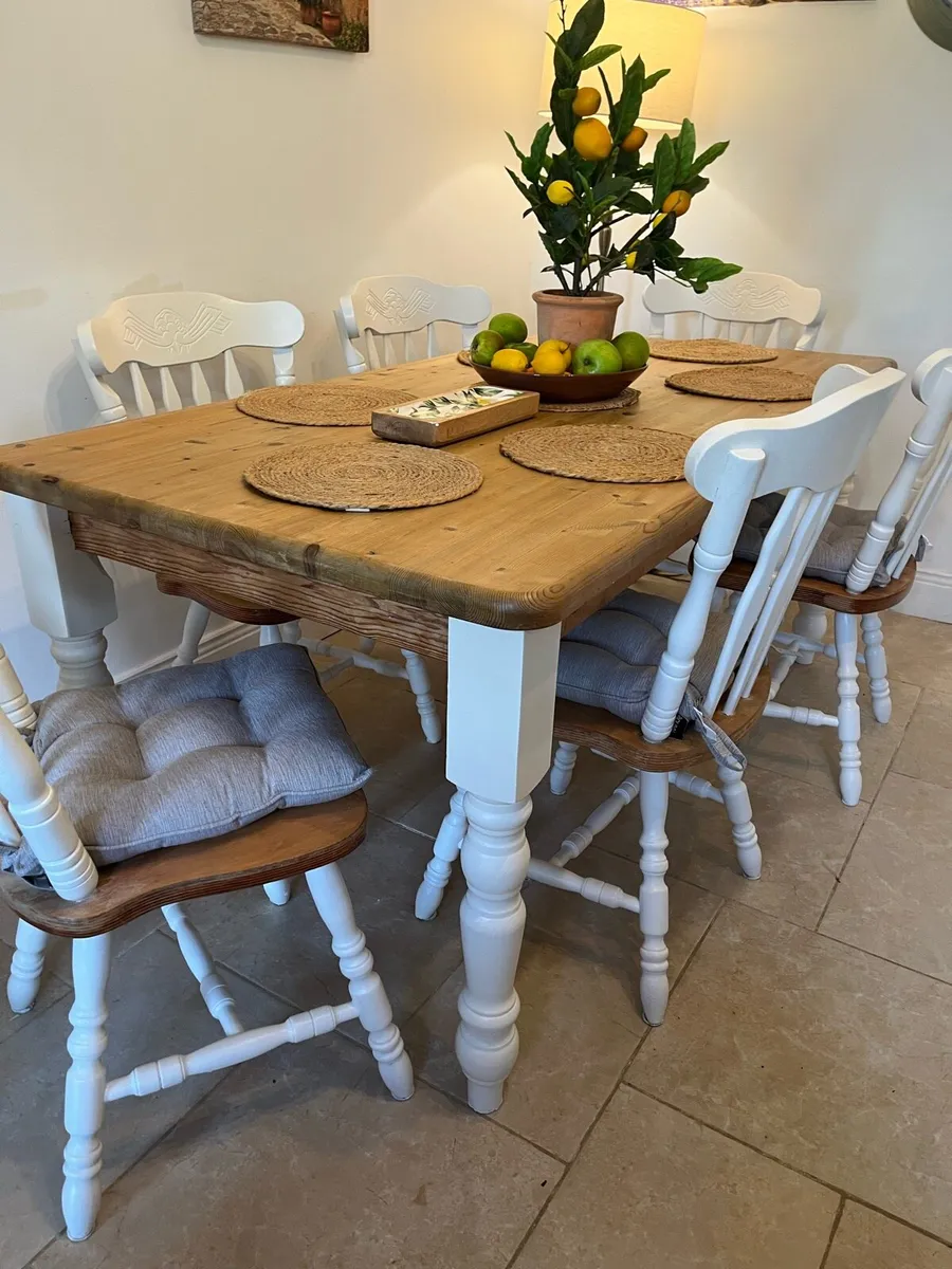 Farmhouse table and chairs - Image 4