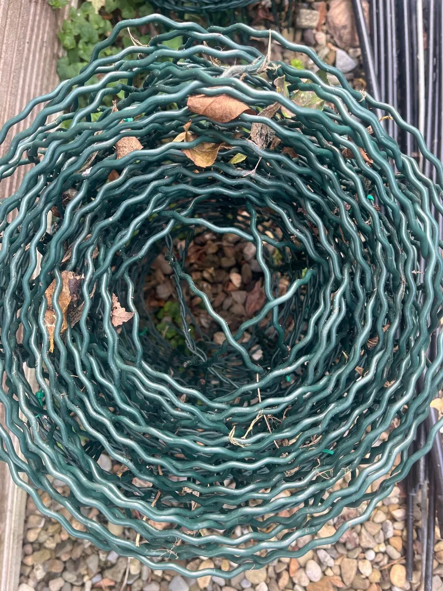 Two rolls of decorative wire - Image 4
