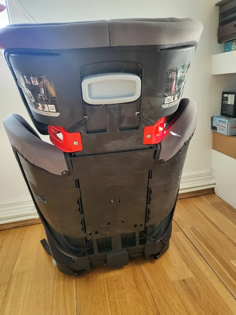 Kids car seat and booster - Image 4