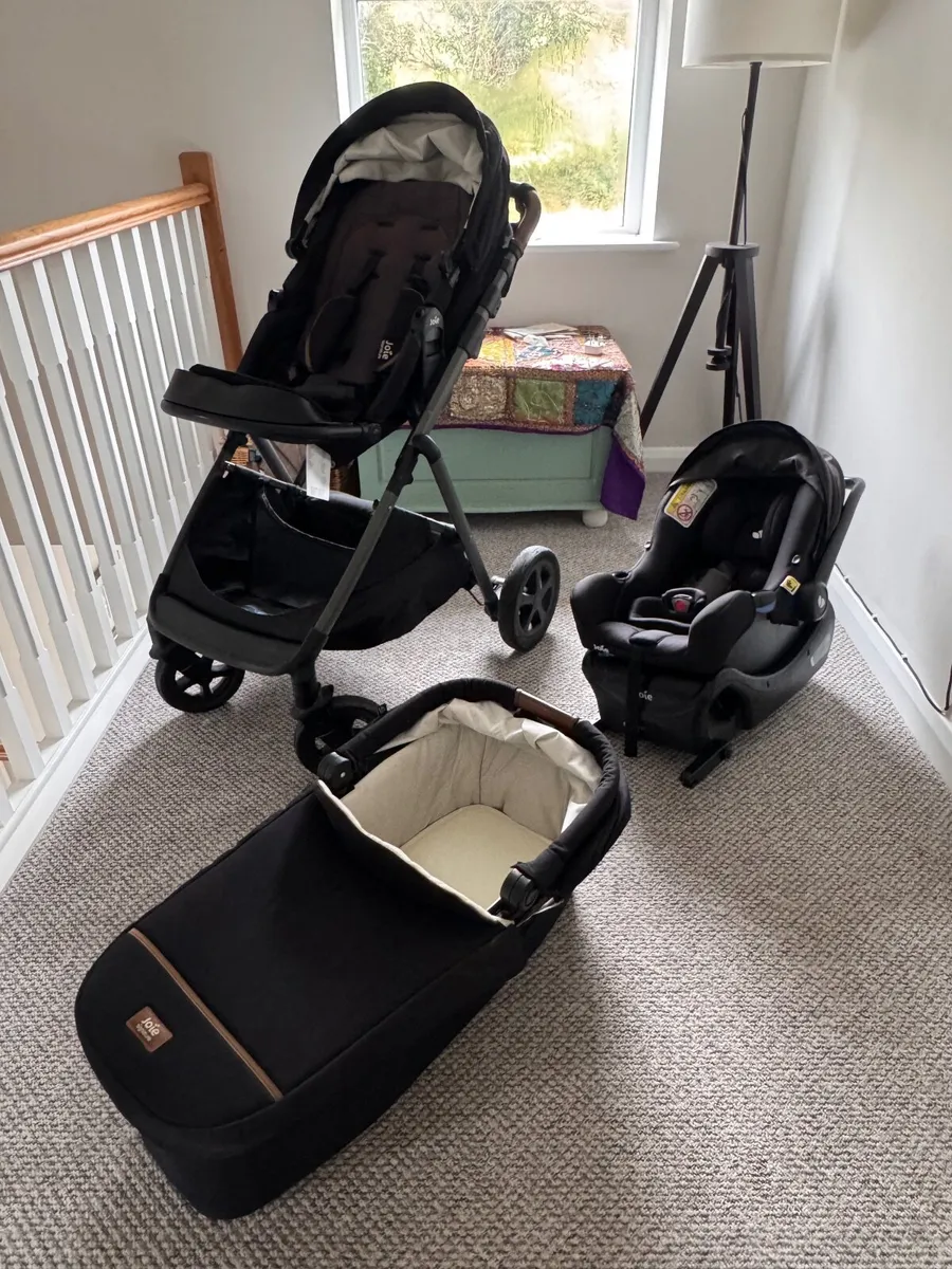 Joie Travel System - Image 1