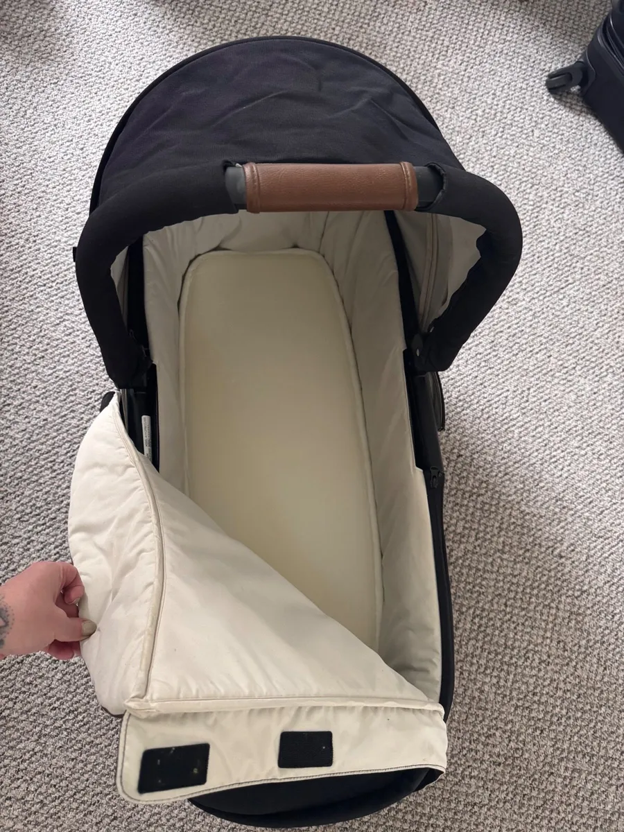 Joie Travel System - Image 3