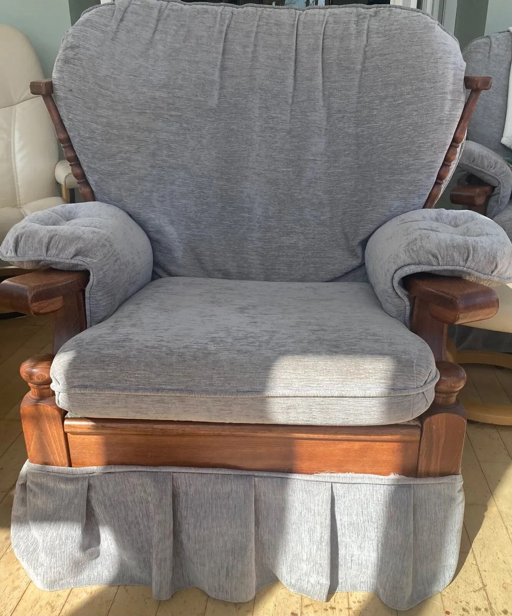 Armchairs - Image 1
