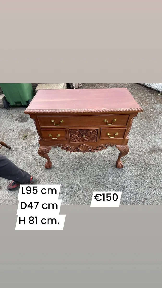 Antique carved side board unit desk - Image 1