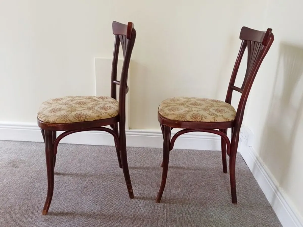 2 Antique bentwood bistro chairs N 196  by Jacob & Joseph Kohn, Viena, Austria - Image 4