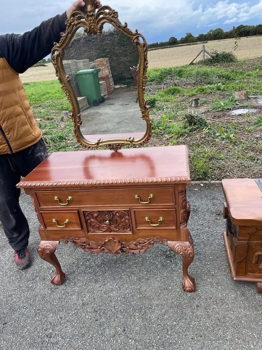 Antique bedroom or living room set - Image 2