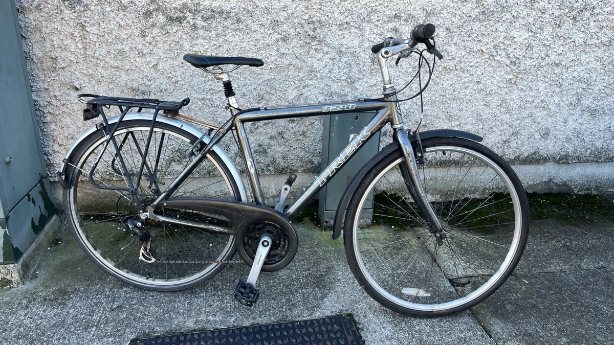 Trek Hybrid Bike - Image 3