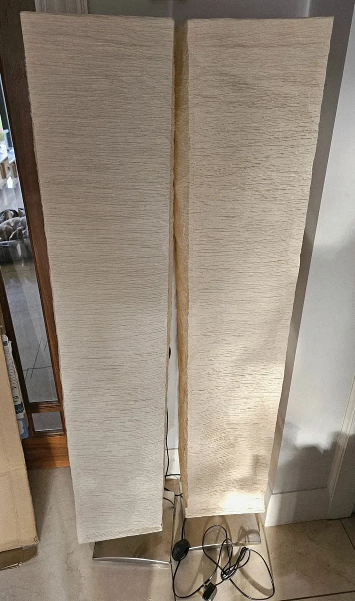 5 ft floor lamp - Image 1