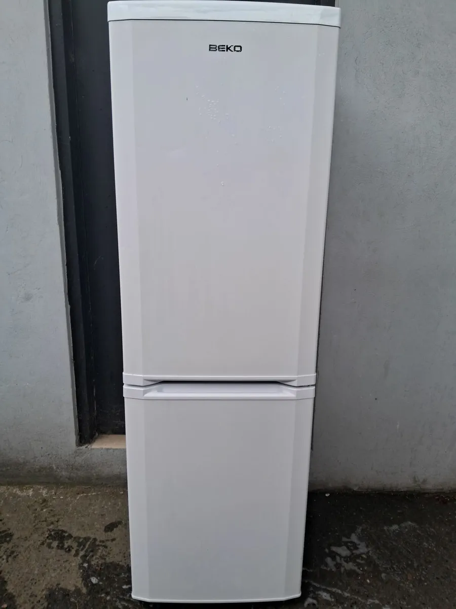 FRIDGE AND FREEZER - Image 4