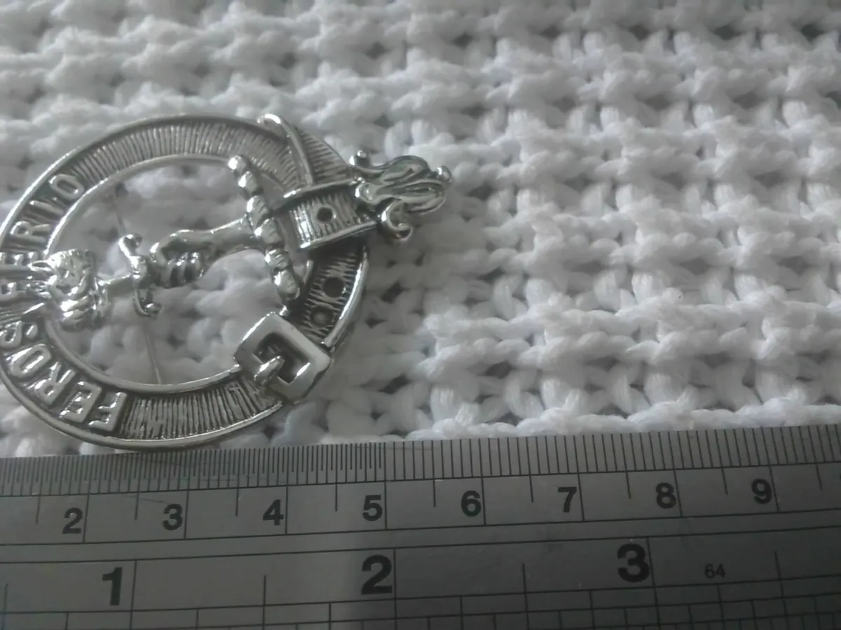 VINTAGE SCOTTISH SHAWL/ WRAP BROOCH - Image 2