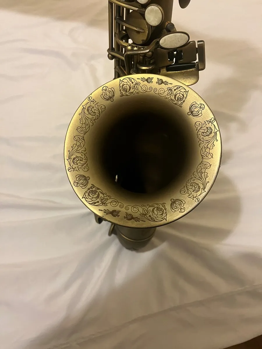 Alt Saxophone Vintage - Image 4