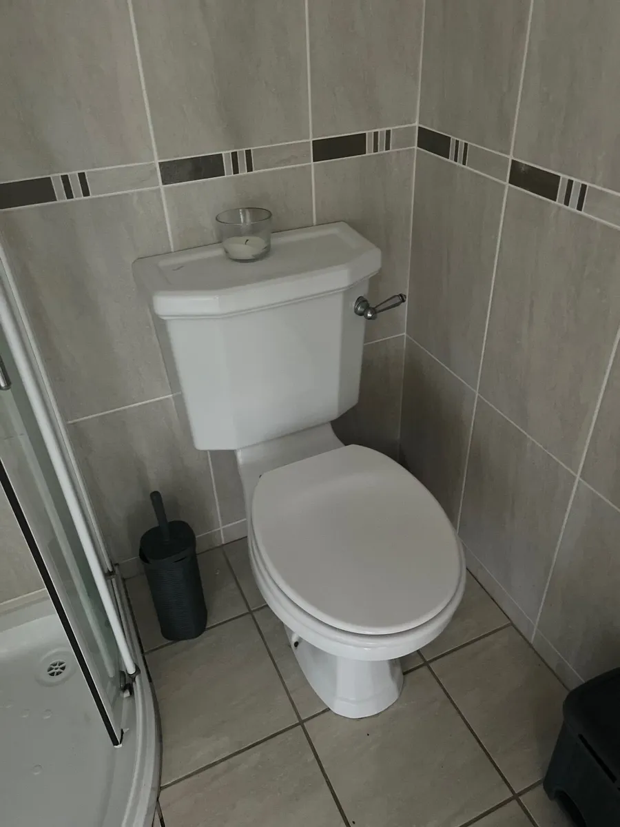 Bathroom ware - Image 4