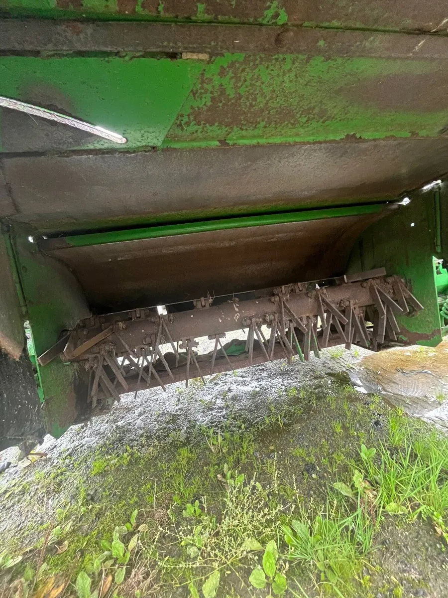 JD 1355 mower - Image 3