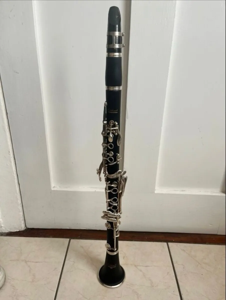 Elkhart Clarinet - Image 1