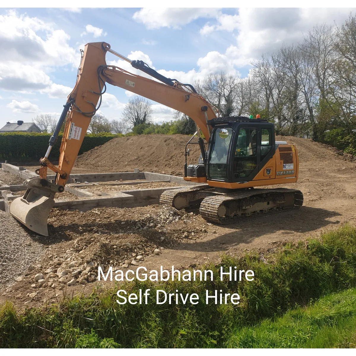 13 tonne diggers for self Drive hire