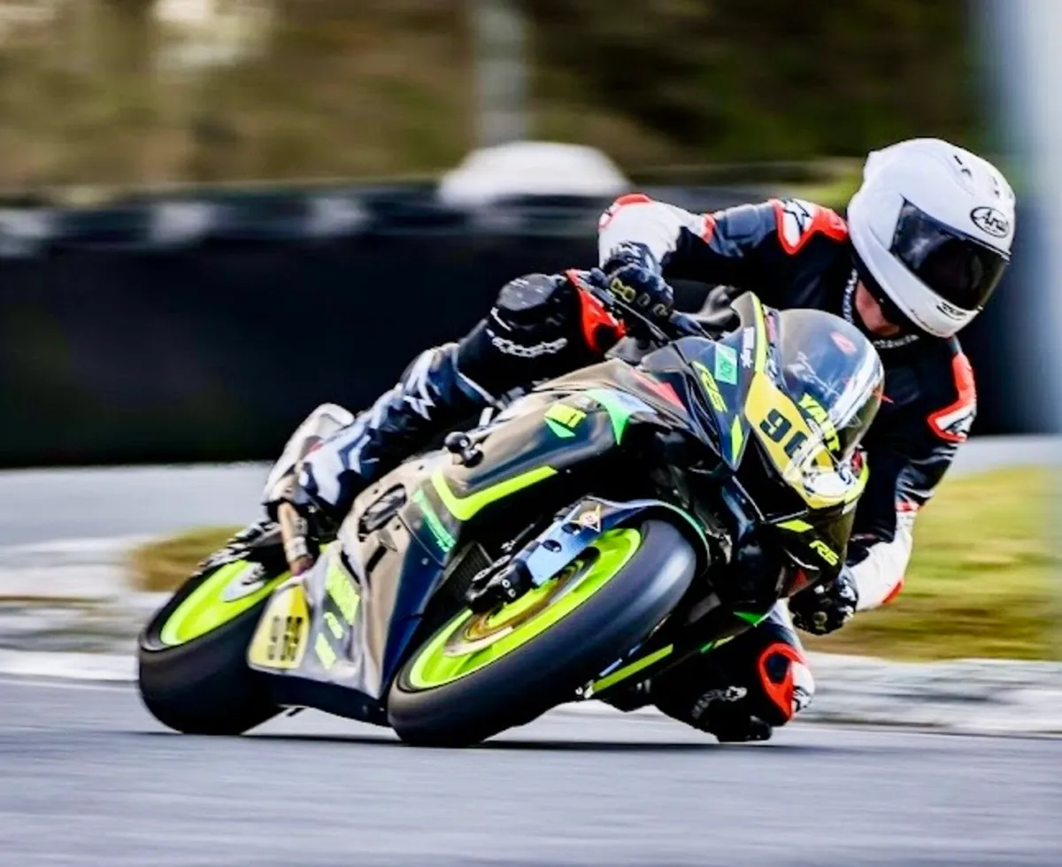 2021 Yamaha YART R6 Race Bike - Image 1