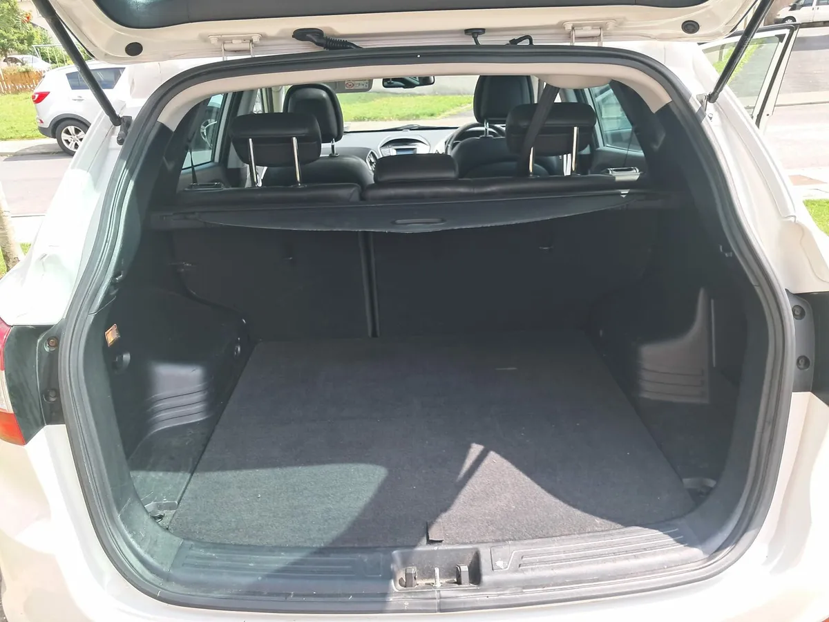 151 Hyundai ix35 Premium - Image 4