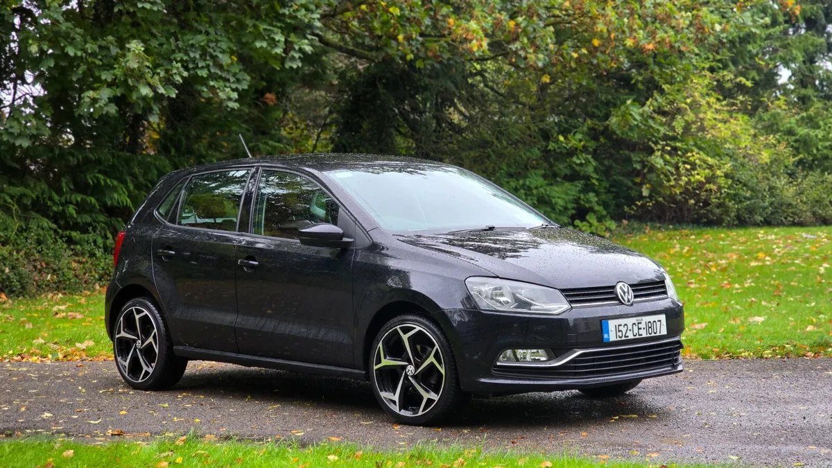 2015 Volkswagen Polo 1.0 Petrol *Leather Seats* - Image 2