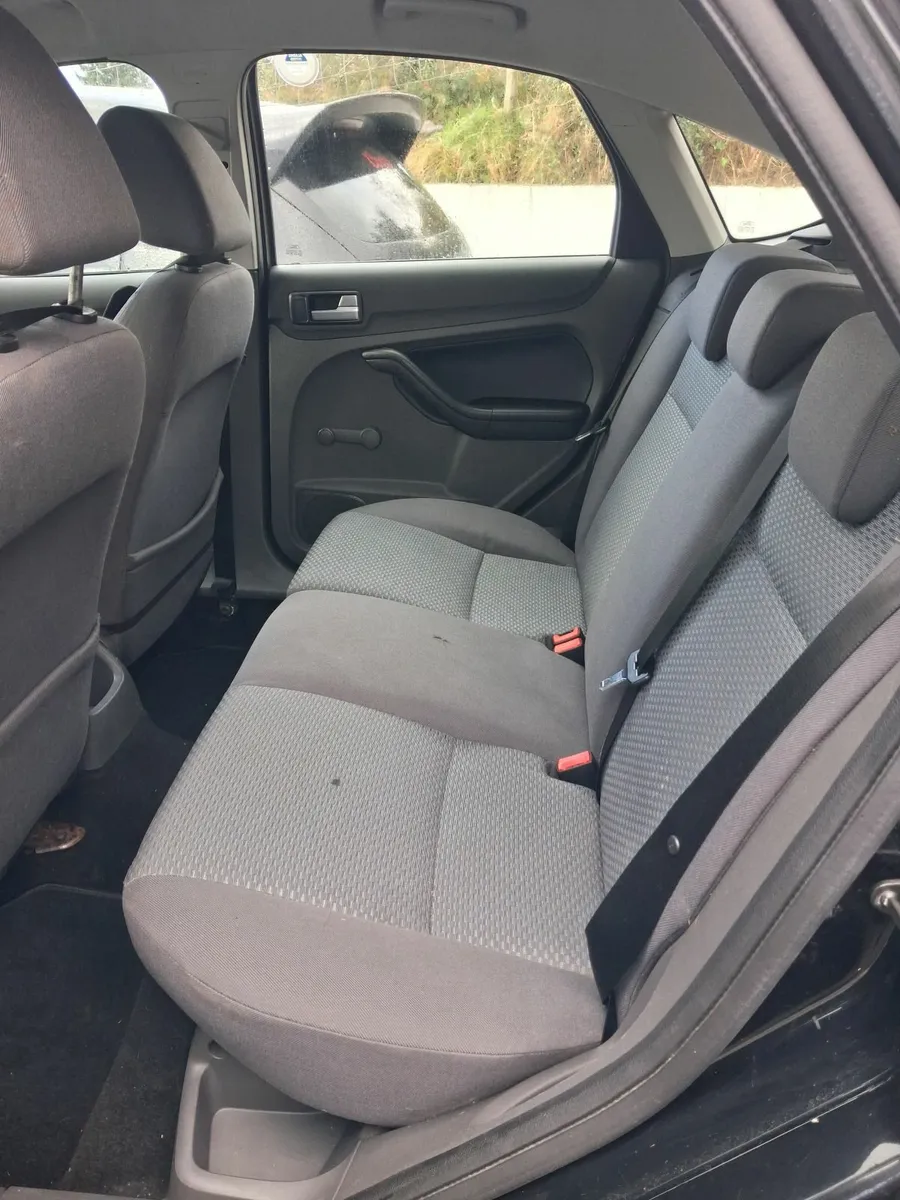 Car - Image 3