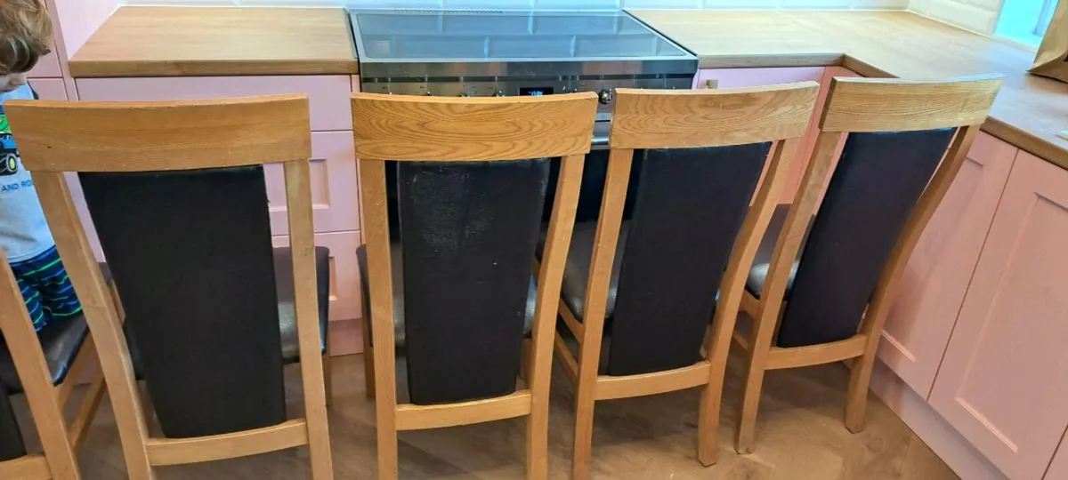 6 dinning room chairs - Image 3