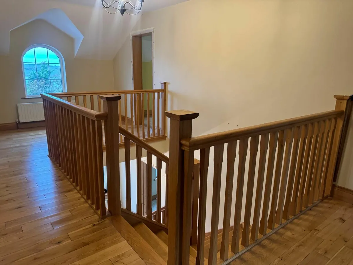 Solid oak stairs - Image 3