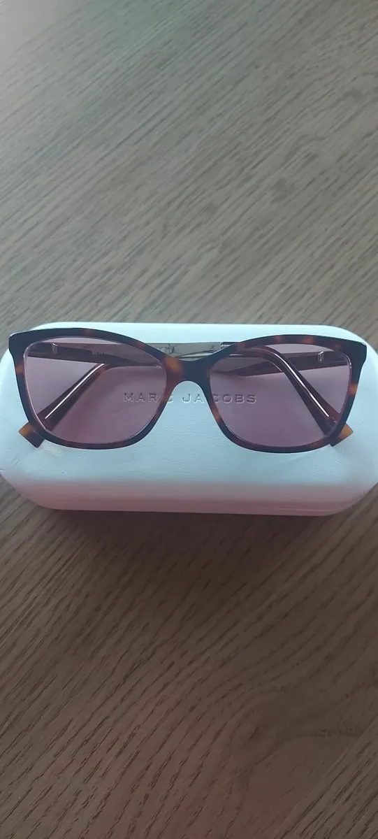 Marc Jacobs Sunglasses - Image 4