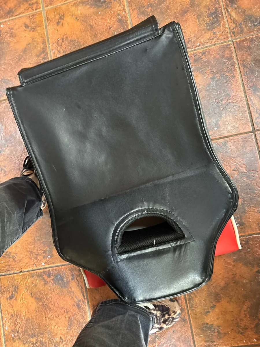 Gaming chair - Image 2