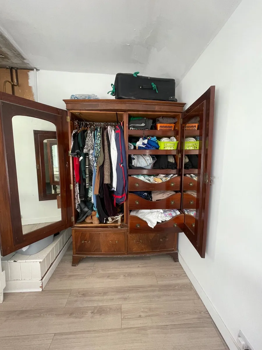 Large vintage wardrobe - Image 2