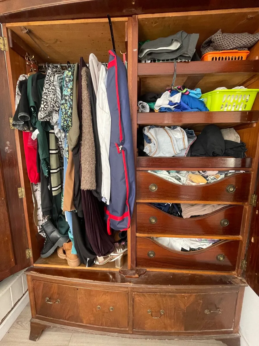 Large vintage wardrobe - Image 4