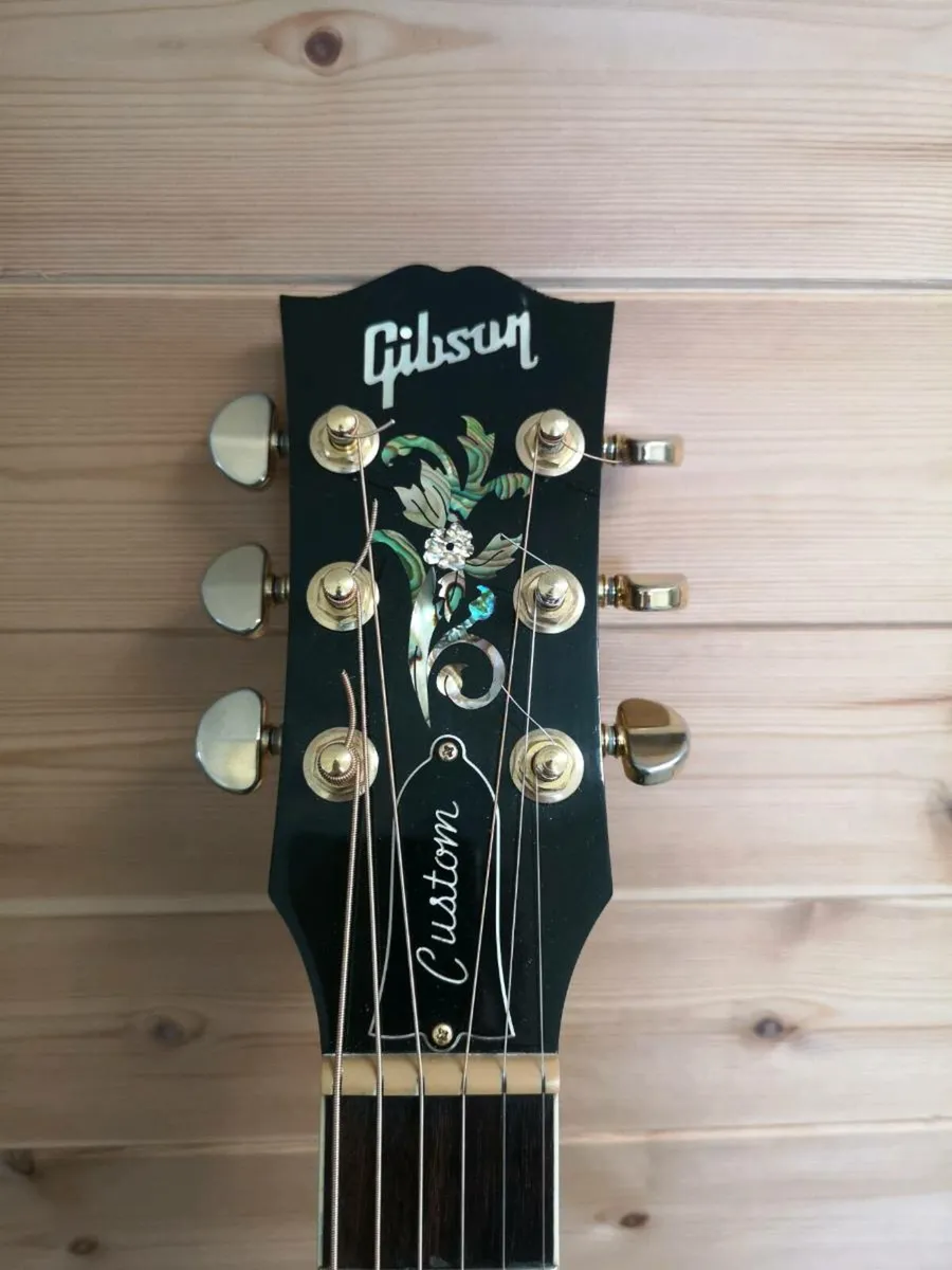 Gibson J45 Custom - Image 1