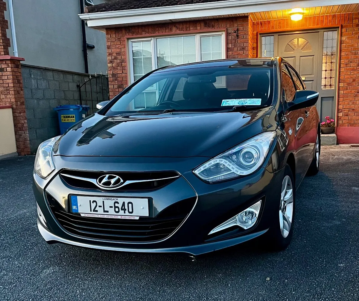 2012 Hyundai i40 Executive – Fresh NCT 27/10/26 - Image 1