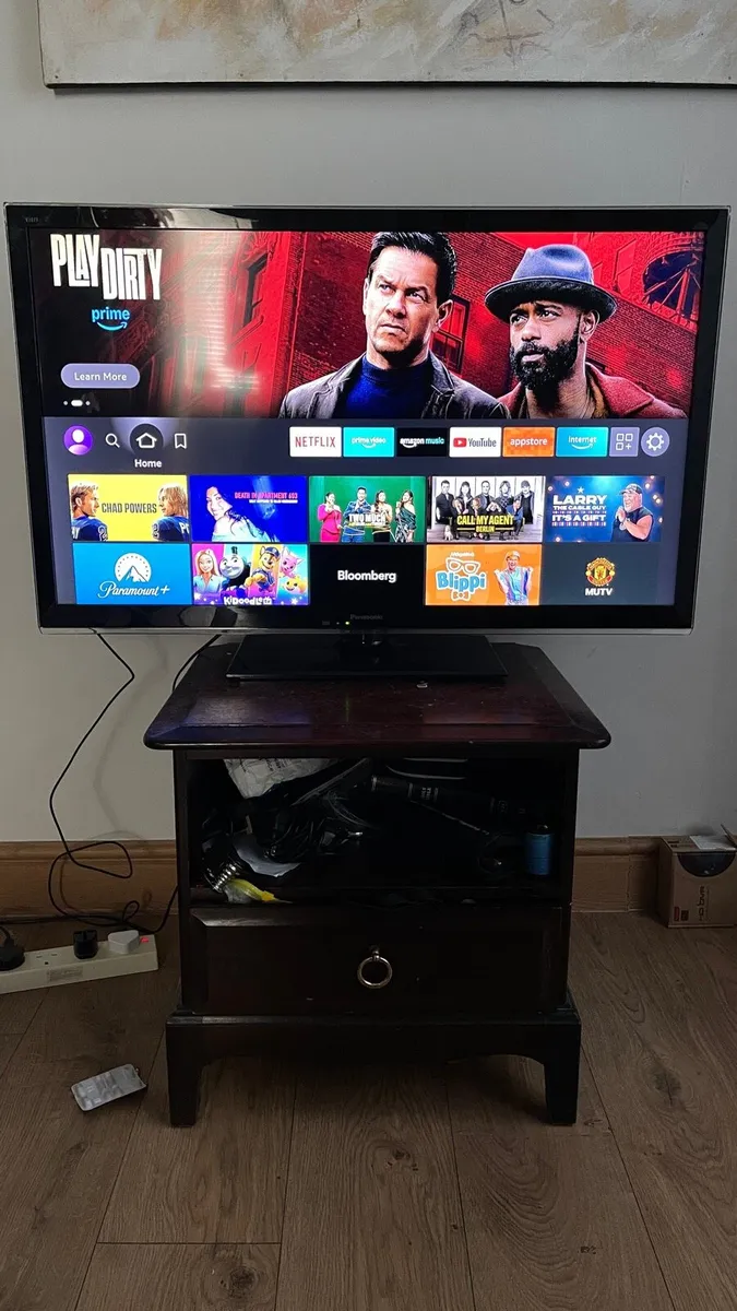Panasonic Tv - Image 1
